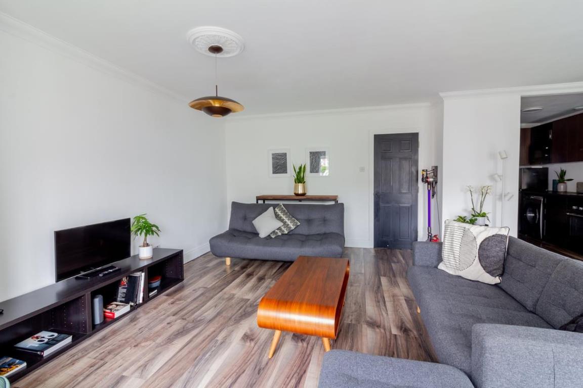 Guestready - Mystic Interiors Near The City Centre Apartamento Dublin Exterior foto